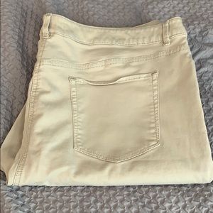 Chico’s Size 3 Khaki Pants